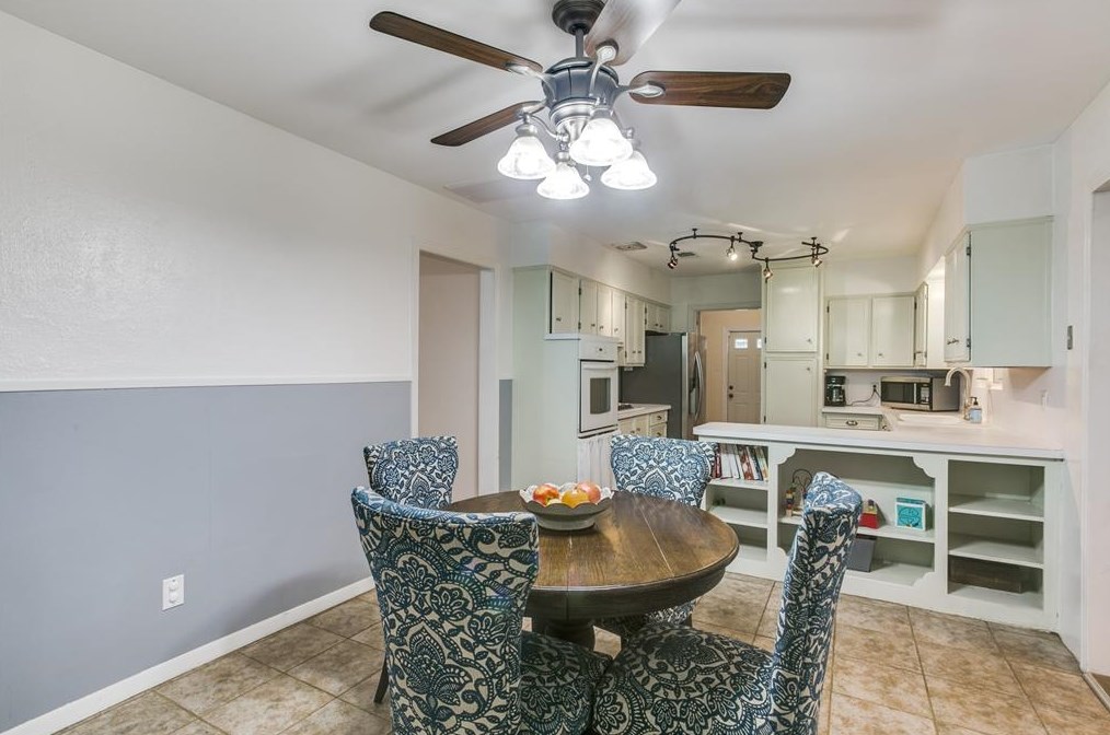 5434 Stillbrooke Dr, Houston TX  77096-5034 exterior