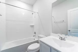 4326 Maple Root Ln, Pinehurst, TX 77362 - Photo 4