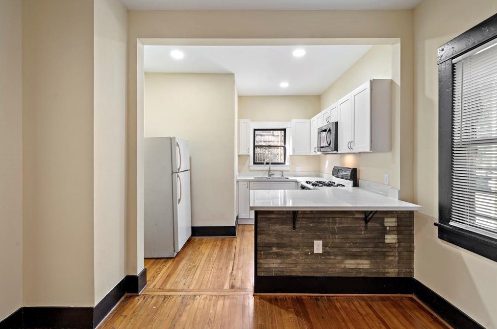 811 Sul Ross St, Houston, TX 77006-4962