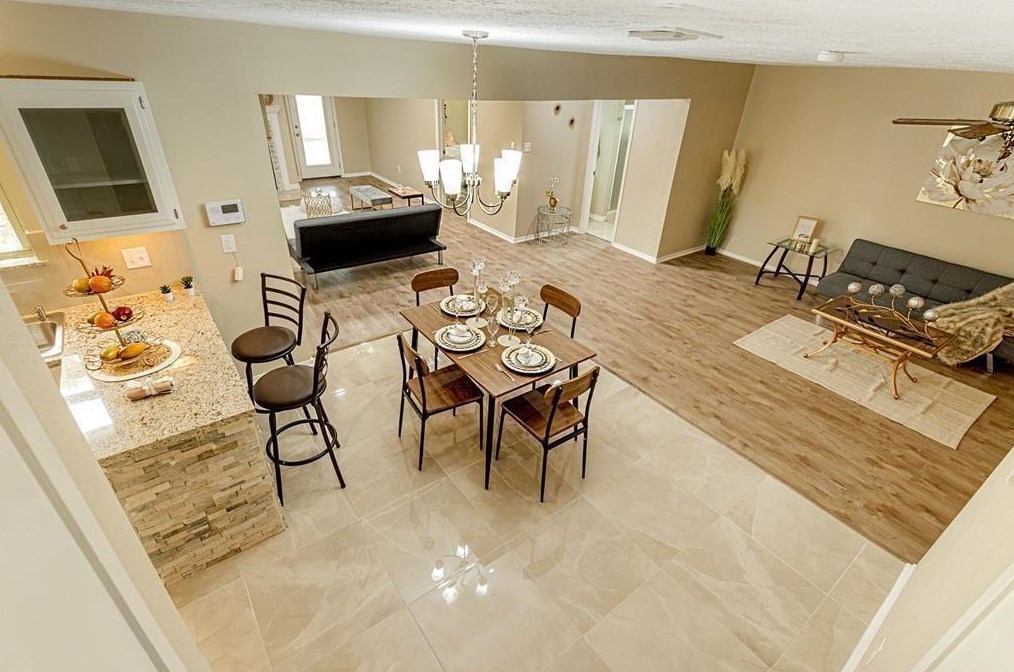 2105 Meadow Lark Ln, Morgans Point, TX 77571