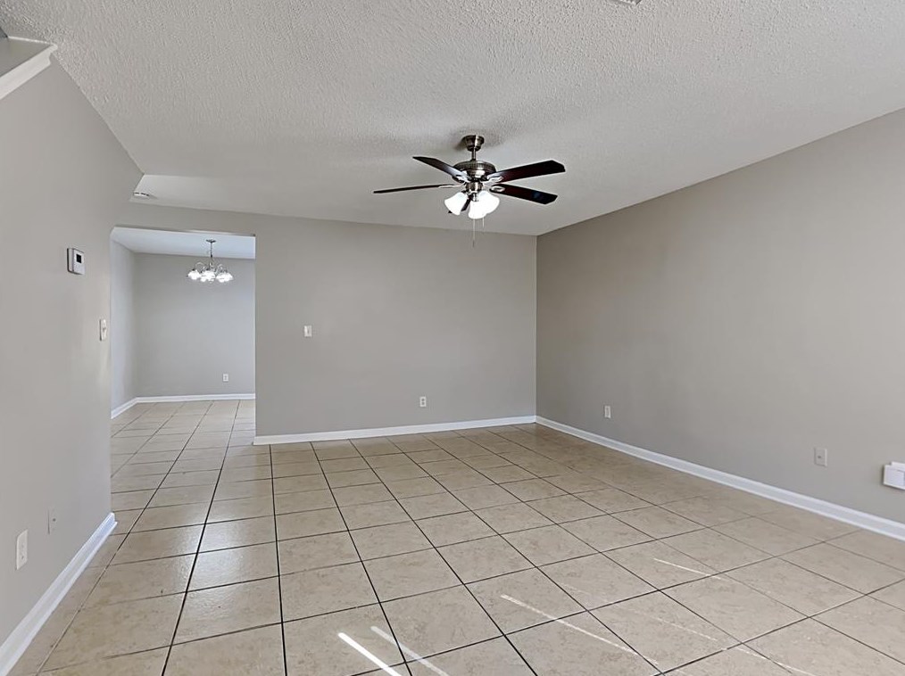 3126 Kelling St, Houston, TX 77045