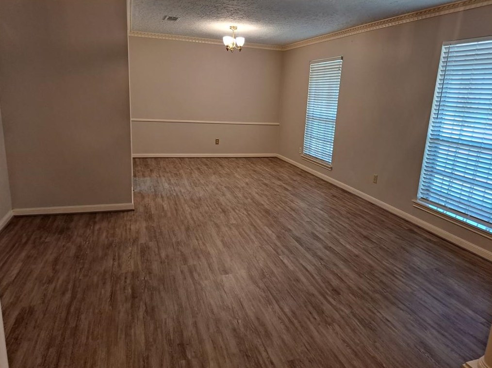 11911 Stanwood Dr, Houston, TX 77031