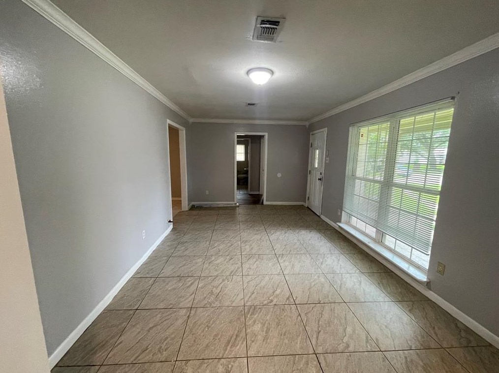 5308 Louise St, Baytown, TX 77521-1719