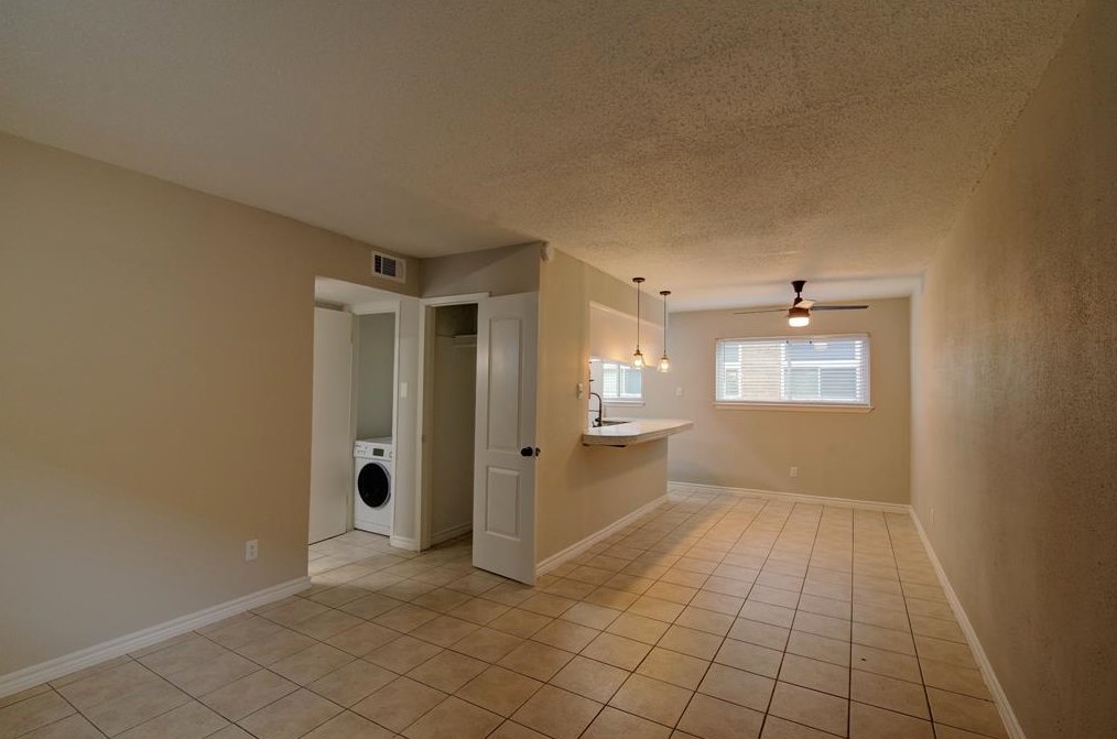 9707 Timberside Dr #8, Houston, TX 77025