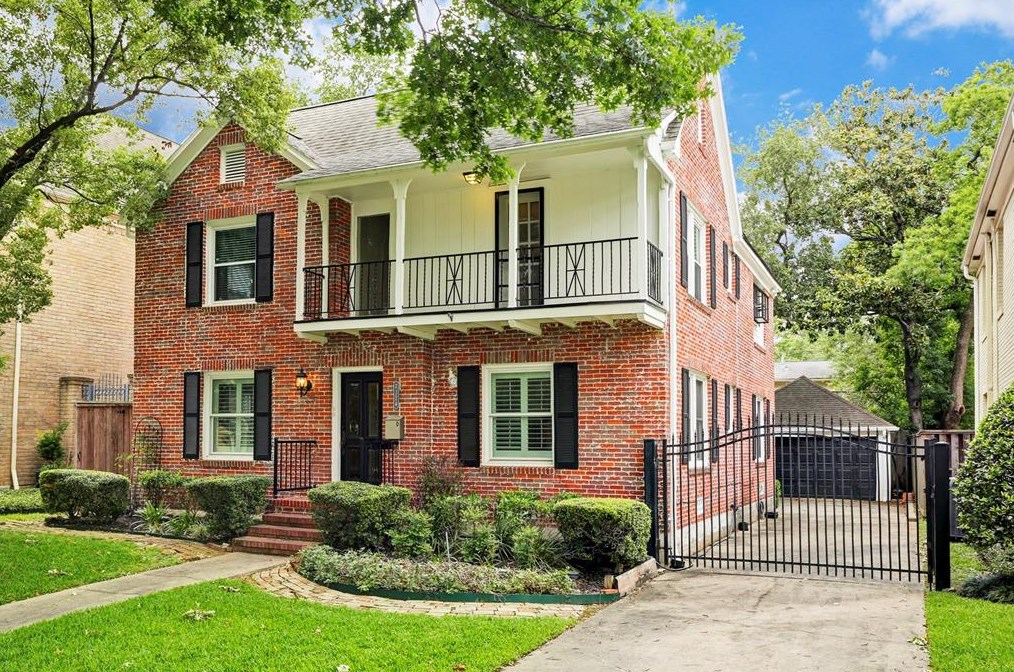 2324 Goldsmith St #b, Houston, TX 77030