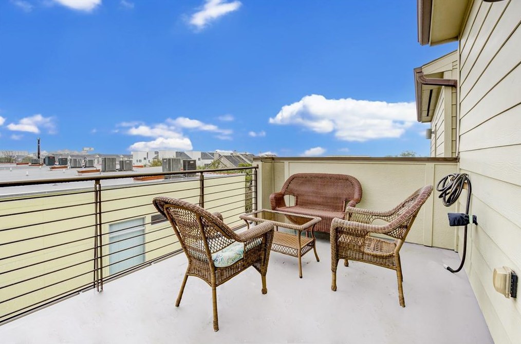 1627 Drew St, Houston TX  77004-1134 exterior