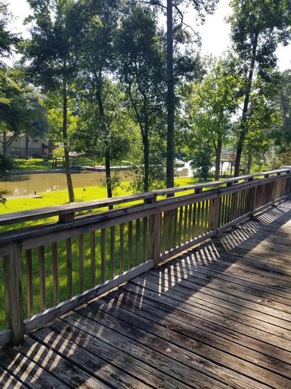13400 Southshore Dr, Conroe, TX 77304