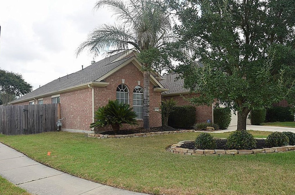 3238 Stoneydale Ln, Spring TX  77388-5320 exterior