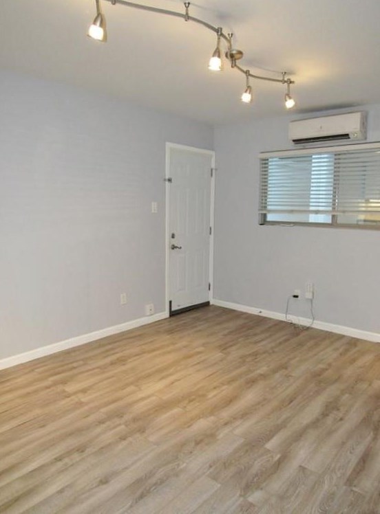 1607 Welch St #3, Houston, TX 77006