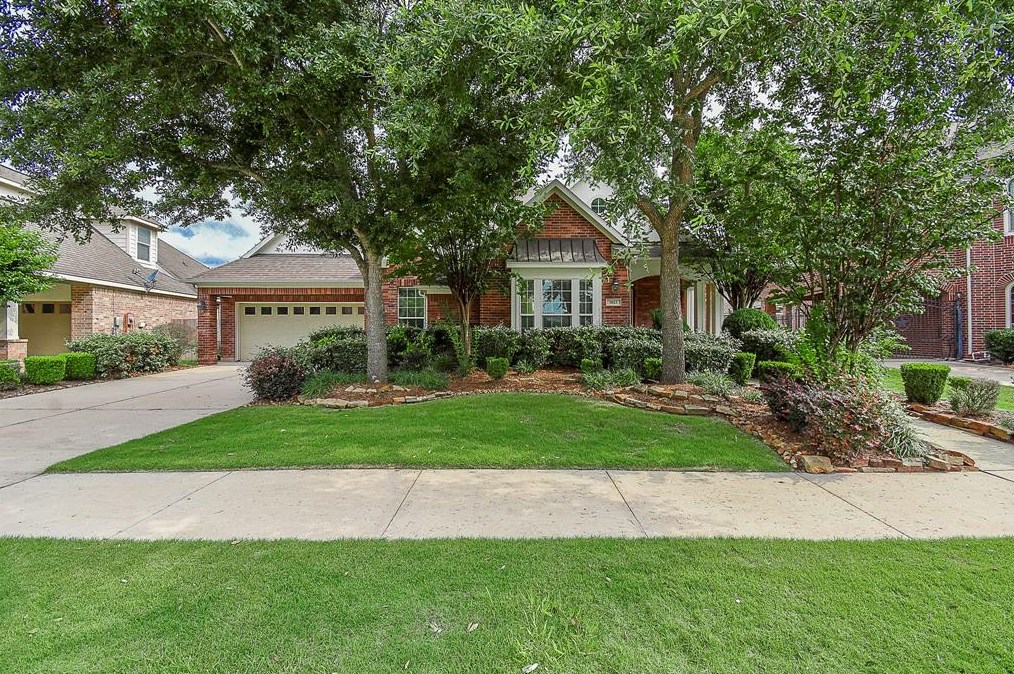7623 Redmond Ct, Sugar Land, TX 77479-3463