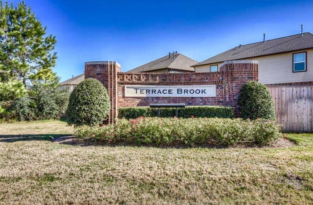 8042 Garrison Point Dr, Houston, TX 77040