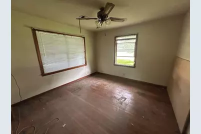 3429 Graves Avenue, Groves, TX 77619 - Photo 4