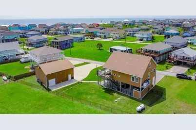 950 Seadrift Drive, Crystal Beach, TX 77650 - Photo 40