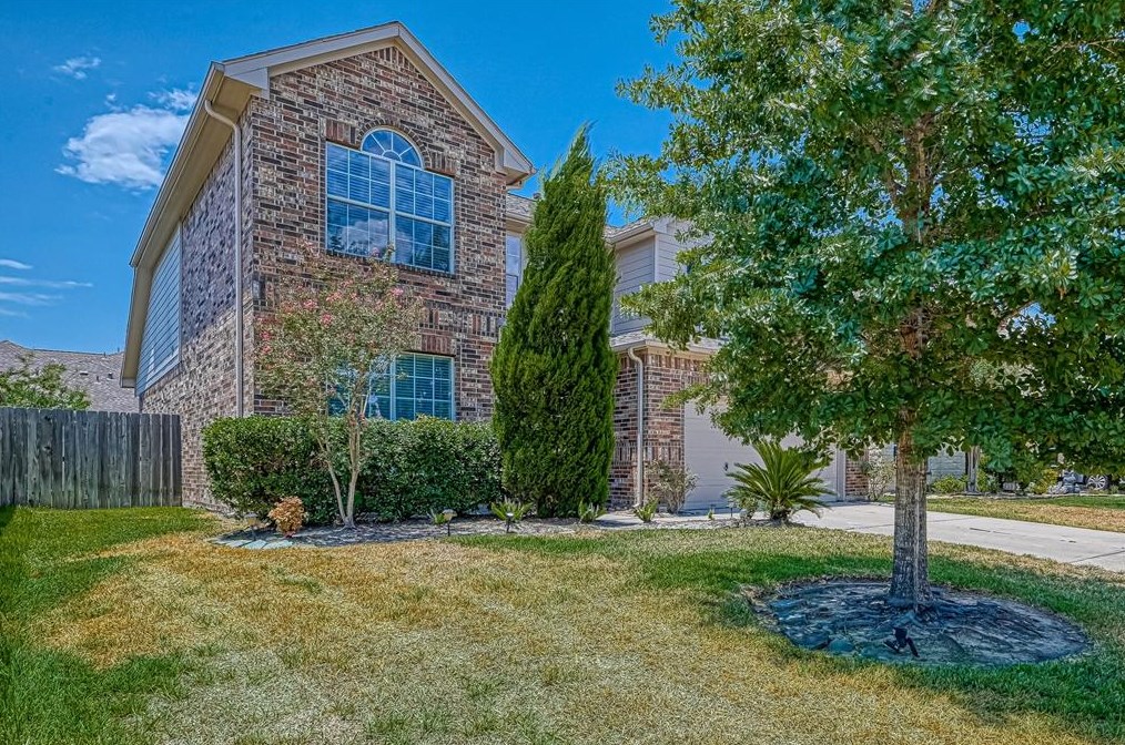 15819 Mustang Mountain Ct, Houston, TX 77070