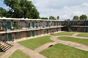 5610 Royal Palms St, Houston, TX 77021 - Photo 2