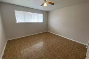 5610 Royal Palms St, Houston, TX 77021 - Photo 8