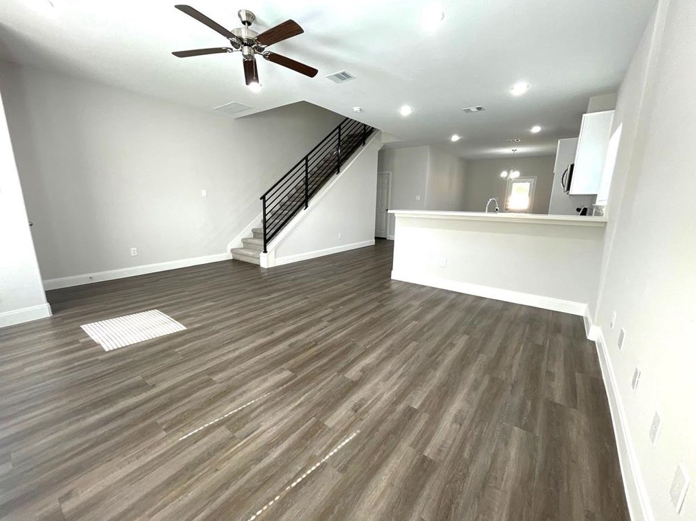 5214 Mayle St #a, Houston, TX 77016