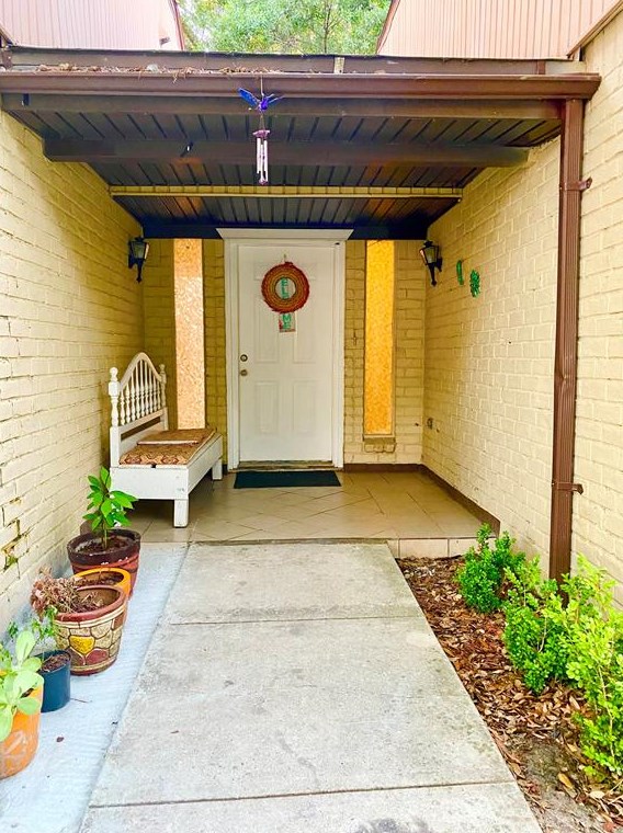 3404 Surrey St, Baytown, TX 77521-1959
