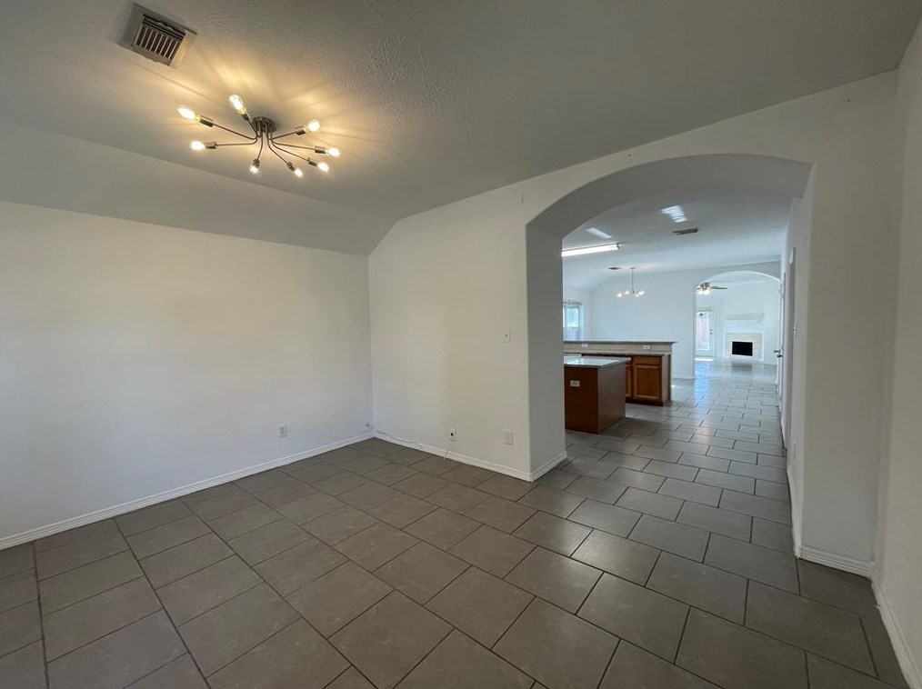 2530 Forge Creek Rd, Houston, TX 77067