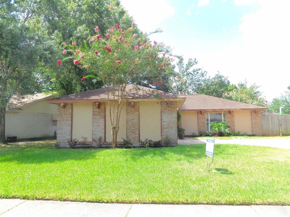 8318 Poplar Ridge Ln, Humble, TX 77338