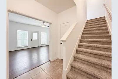 1727 Stacy Crest, Houston, TX 77008 - Photo 10