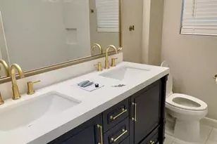 8218 Edgemoor Dr, Houston, TX 77036 - Photo 2