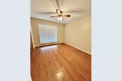 8218 Edgemoor Drive, Houston, TX 77036 - Photo 24