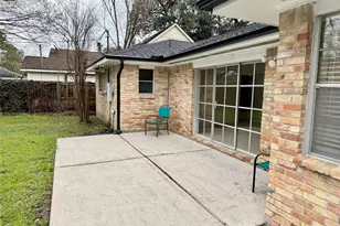 8218 Edgemoor Dr, Houston, TX 77036 - Photo 26