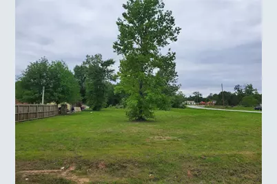 24 County Road 3555, Cleveland, TX 77327 - Photo 2