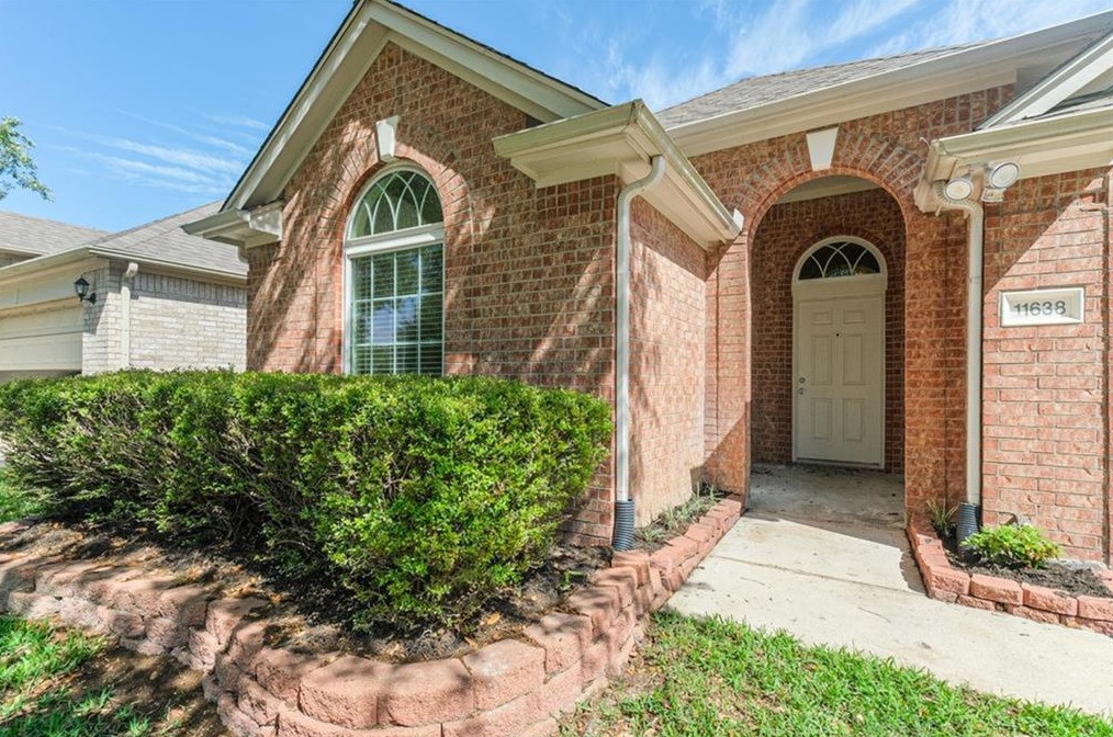 11638 Berkway Trl, Houston, TX 77065