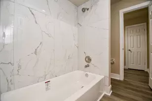 7611 Naremore Dr, Spring, TX 77379 - Photo 34