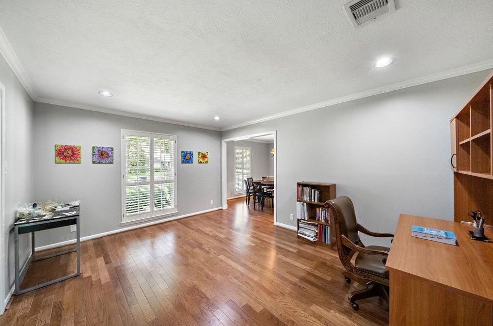 5314 Grape St, Houston TX  77096-1204 exterior