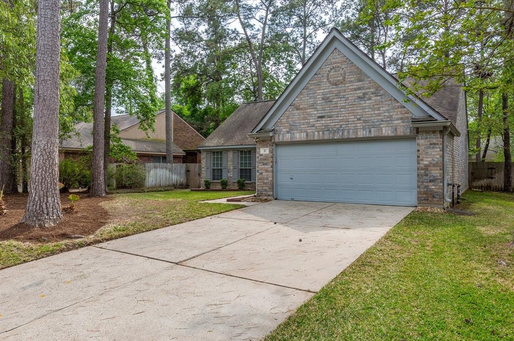31 Lush Meadow Pl, Spring, TX 77381-6014