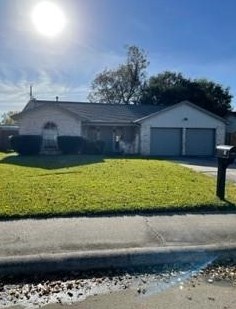 56 Oleander Ct, Richwood, TX 77566-5625