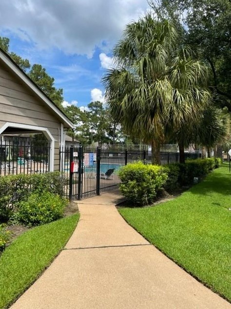 14911 Wunderlich Dr Apt 103, Houston, TX 77069