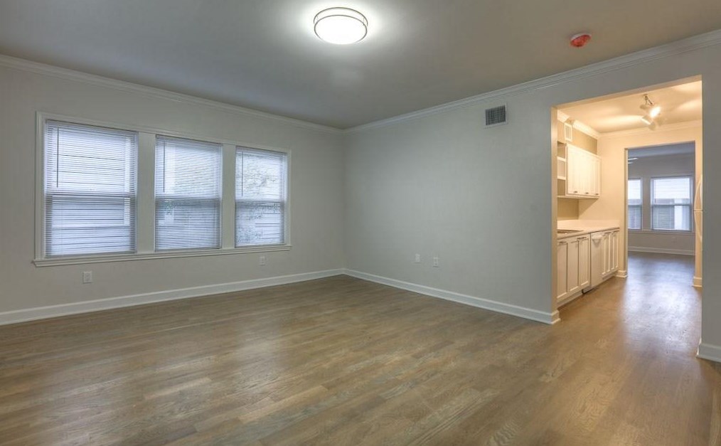 1341 Cortlandt St #1, Houston, TX 77008
