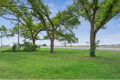 5530 US Highway 90A W, Shiner, TX 77984 - Photo 2