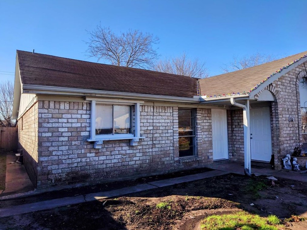 12119 White Cap Ln, Houston, TX 77072