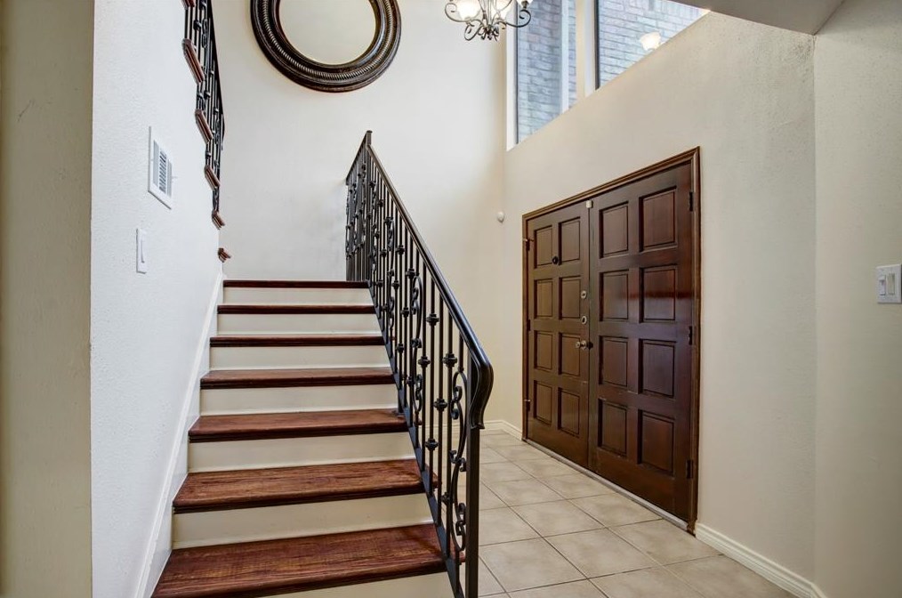 5809 Dolores St Apt B, Houston, TX
