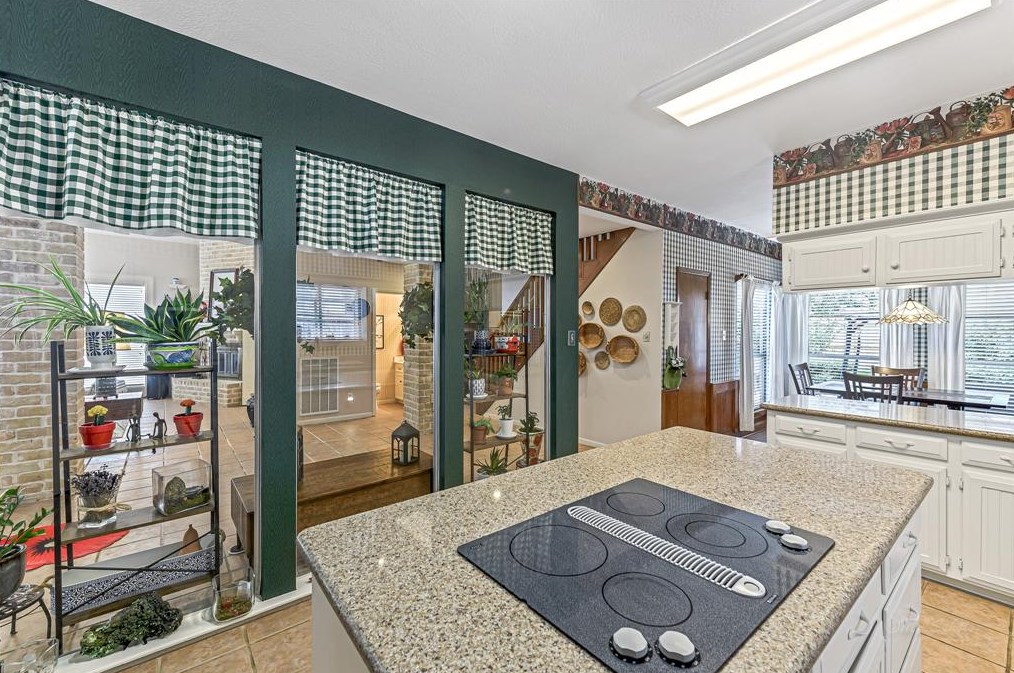 1410 Stependale Dr, Katy TX  77450-4923 exterior