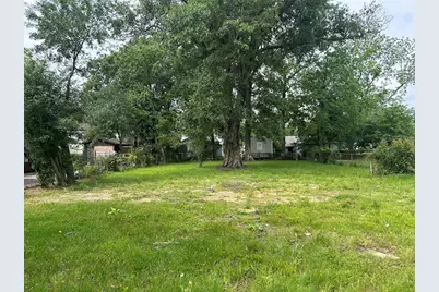 4175 El Paso Street, Beaumont, TX 77703 - Photo 2