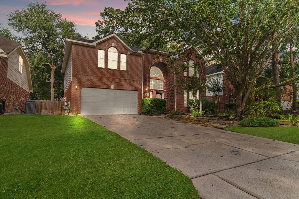 42 Poplar Pine Ct, Conroe, TX 77385-3698