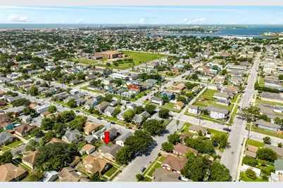 4917 Austin Drive, Galveston, TX 77551 - Photo 30