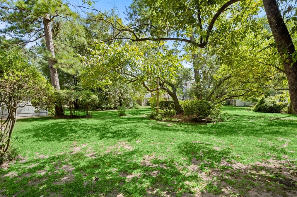 450 Dover Ln, Spring TX  77373-5519 exterior