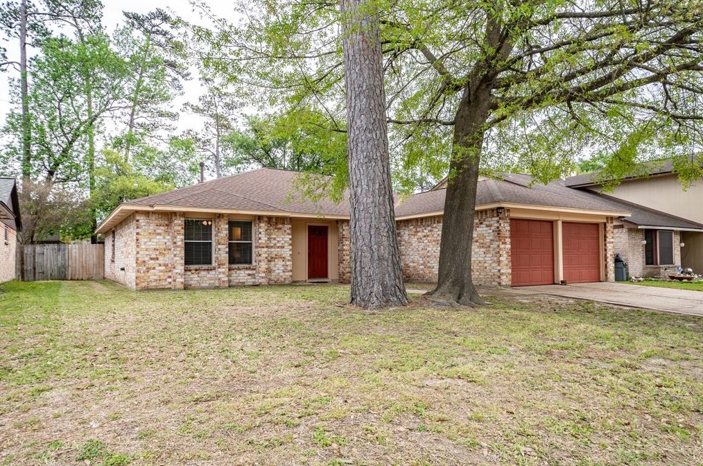 18926 Pine Trace Ct, Humble, TX 77346