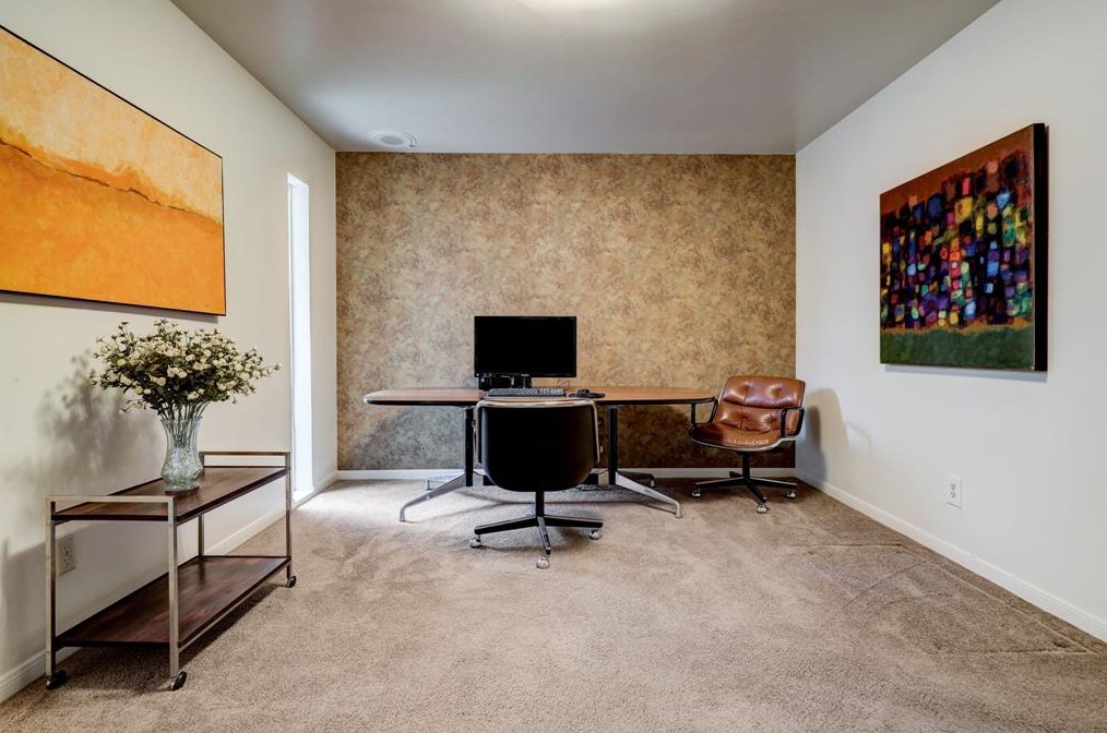 12434 Huntingwick Dr, Houston TX  77024-4906 exterior