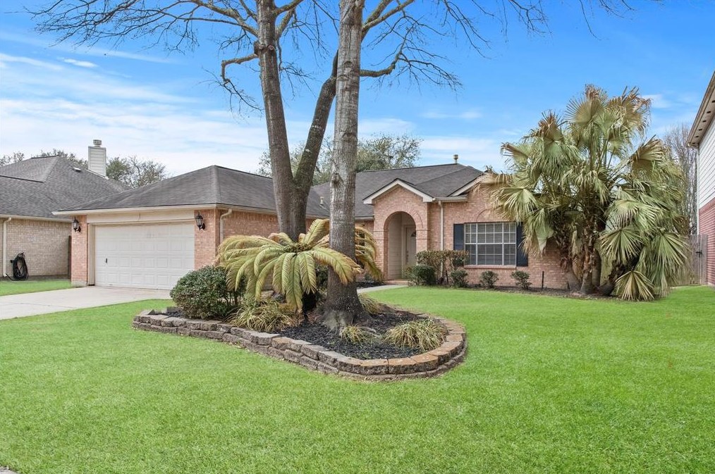 31115 Perlican Dr, Spring, TX 77386