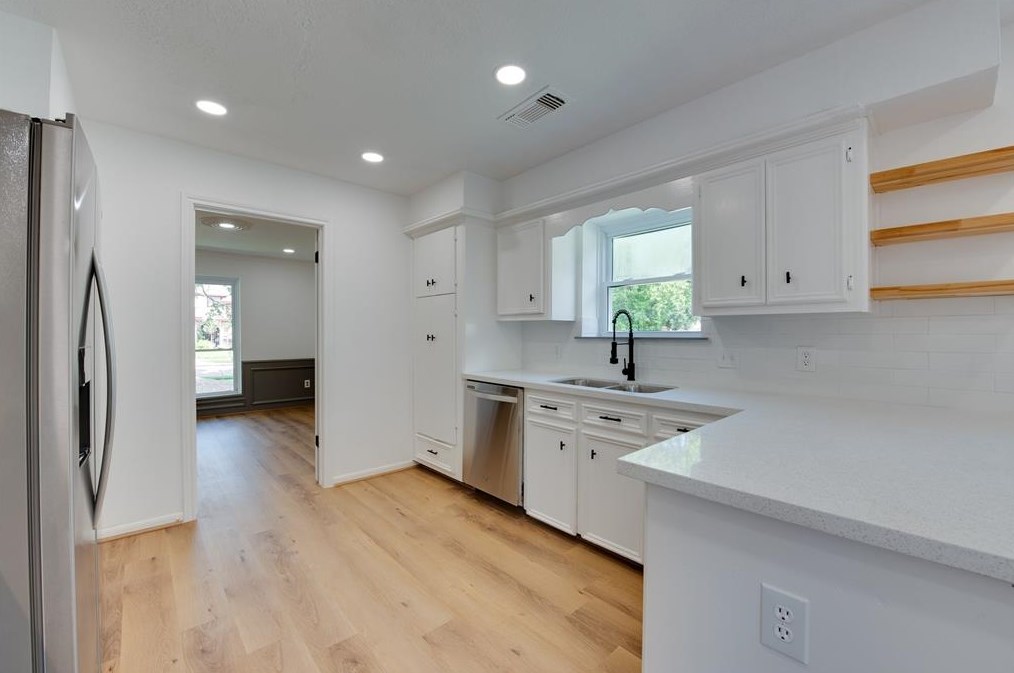 4103 Clb Vly Dr, Houston TX  77082-4133 exterior