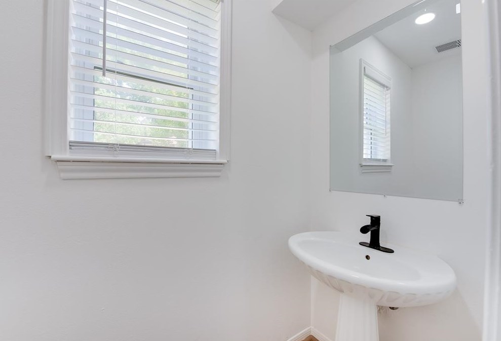 4103 Clb Vly Dr, Houston TX  77082-4133 exterior