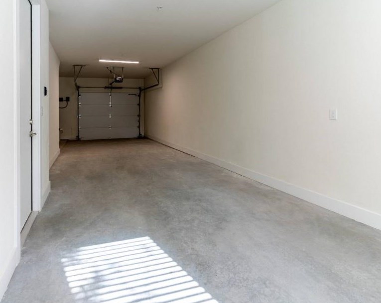 3275 Summer St #4102, Houston, TX 77007
